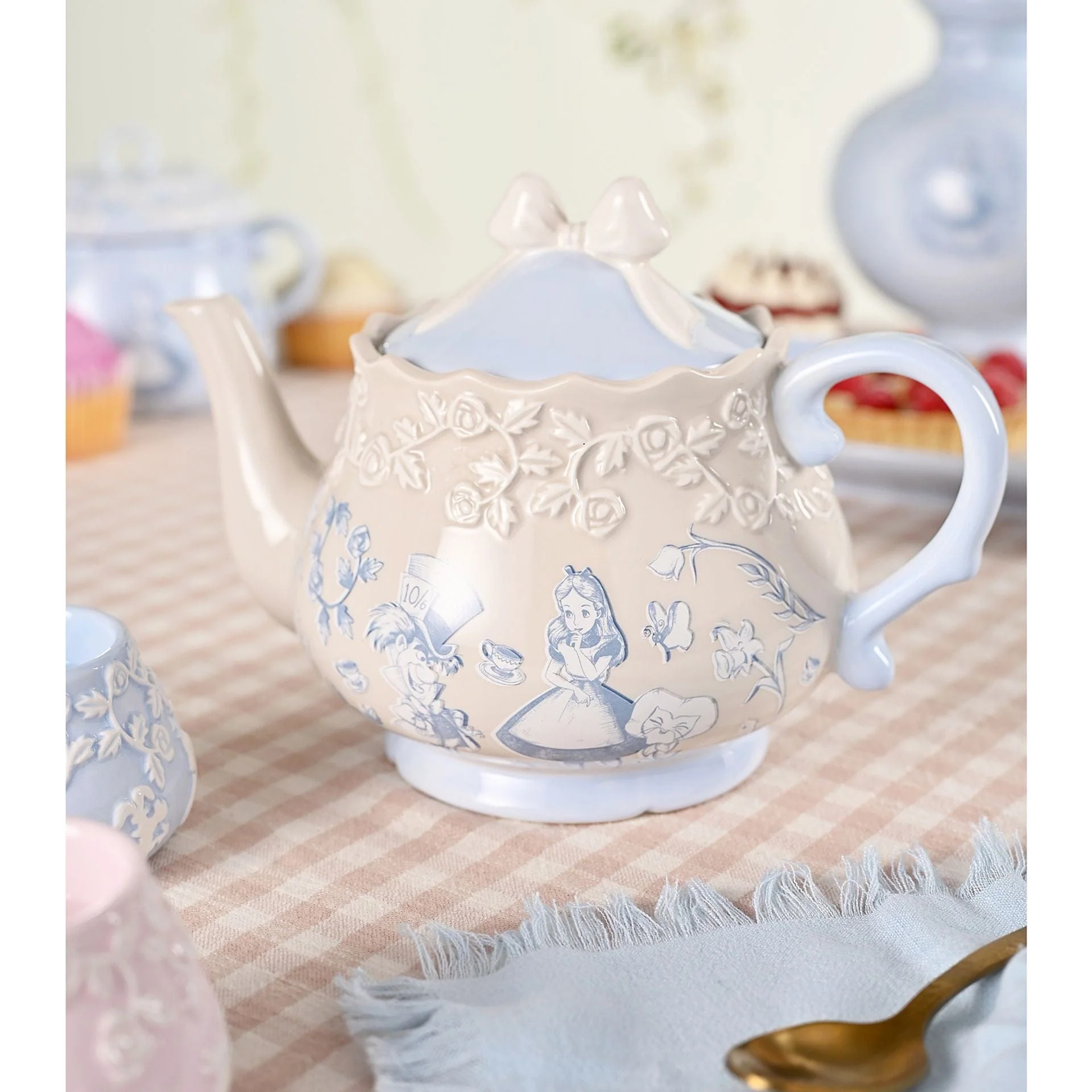 Disney Home Alice in Wonderland Tea Pot - Image 2