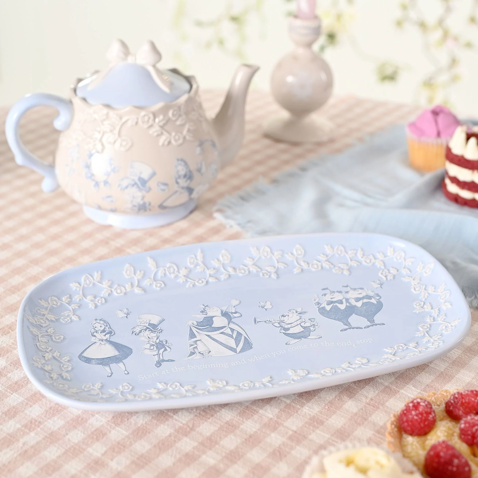Disney Home Alice in Wonderland Tea Pot - Image 4