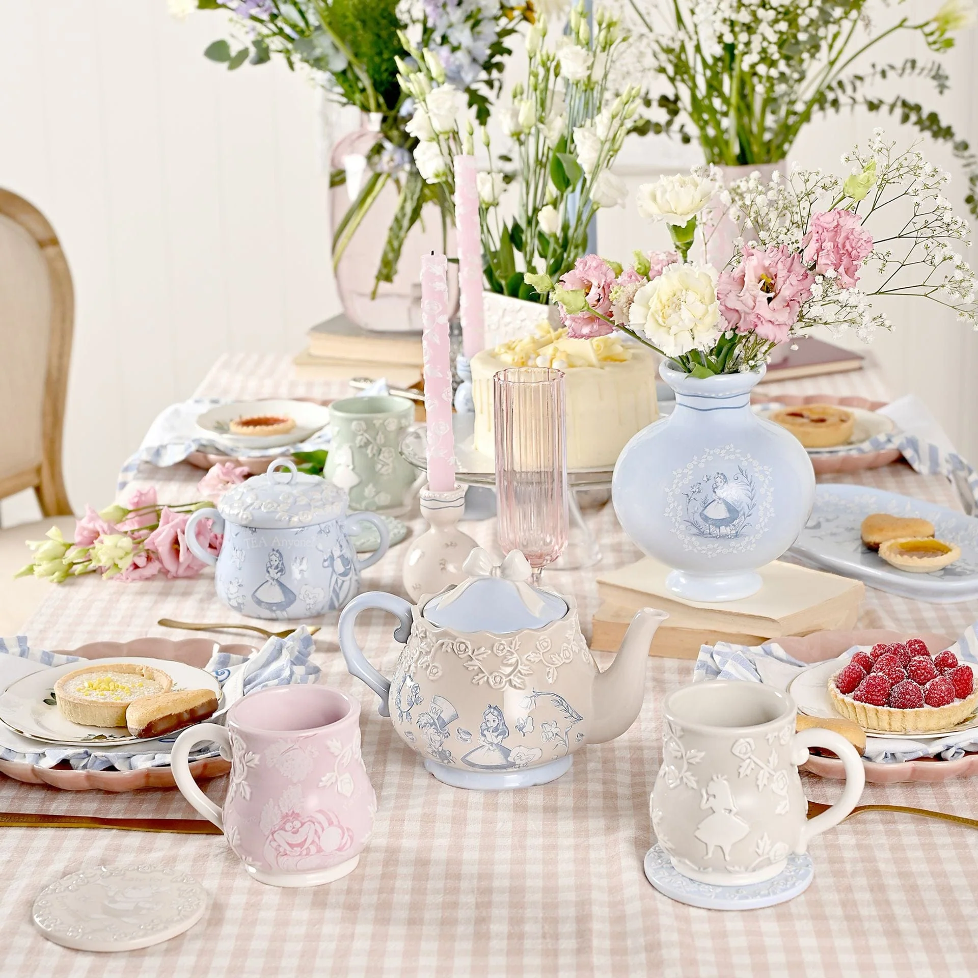 Disney Home Alice in Wonderland Tea Pot - Image 6