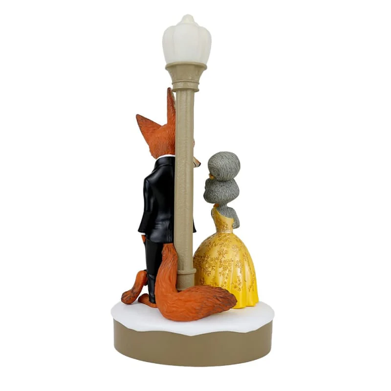 Disney Showcase Nick & Judy Light Up Zootropolis Figurine - Image 4