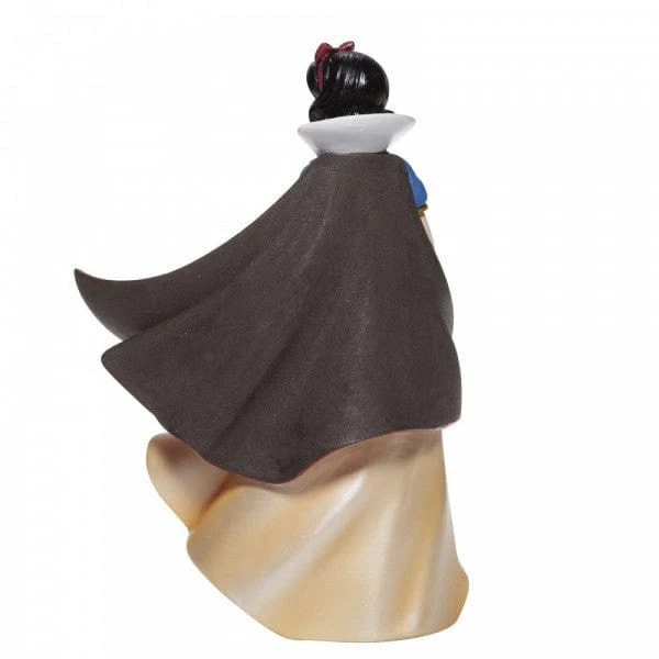 Disney Showcase Snow White Couture de Force Figurine 6007186 - Image 4